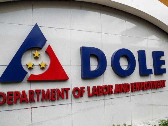 DOLE eyes paid quarantine leave for Covid-hit workers