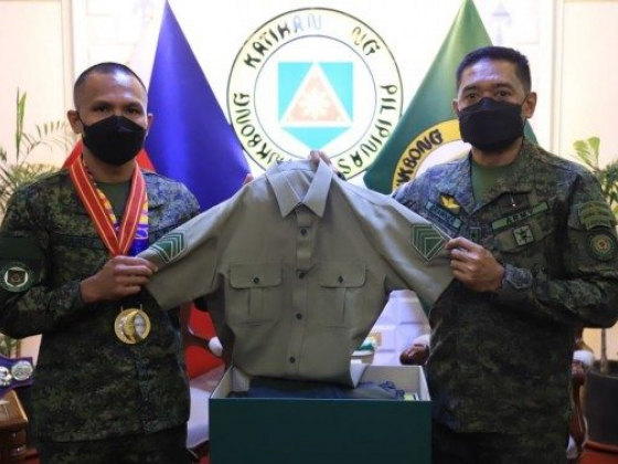 Army reservist-boxer Suarez feted, promoted for WBA win